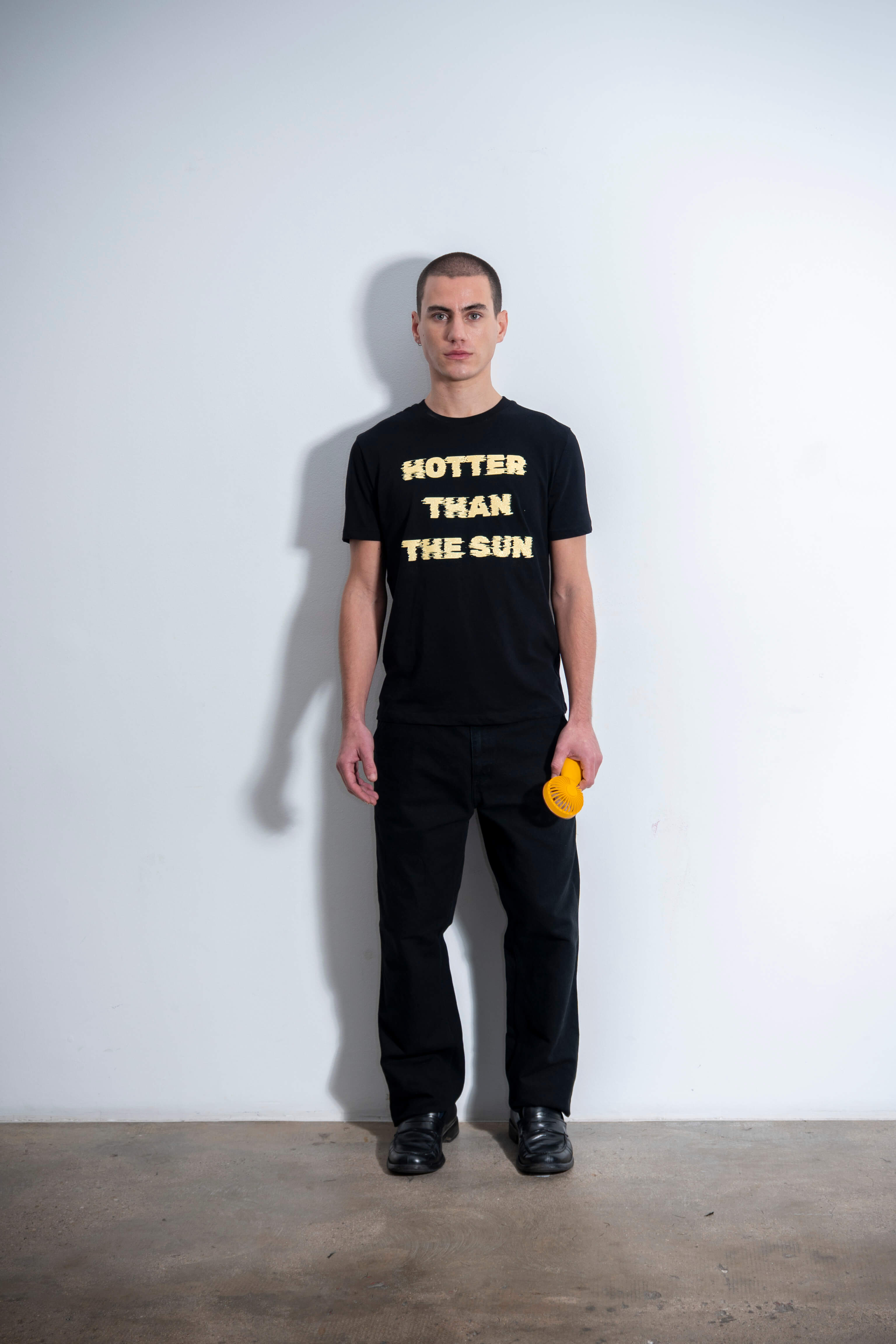 CAMISETA GLITTER HOTTER THAN THE SUN